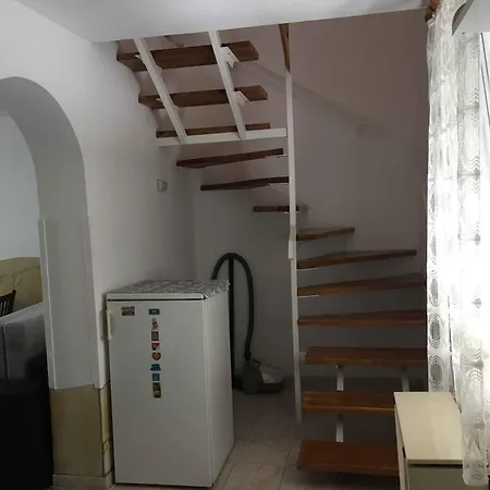 In - Balaton 18816 Дом отдыха