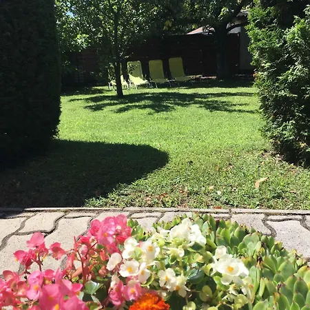 Дом отдыха In - Balaton 18816 Денешдиаш