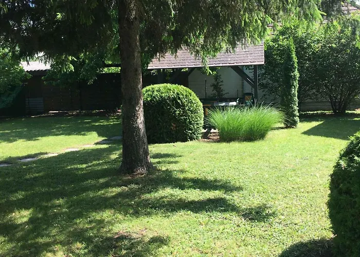 In - Balaton 18816 בית נופש *